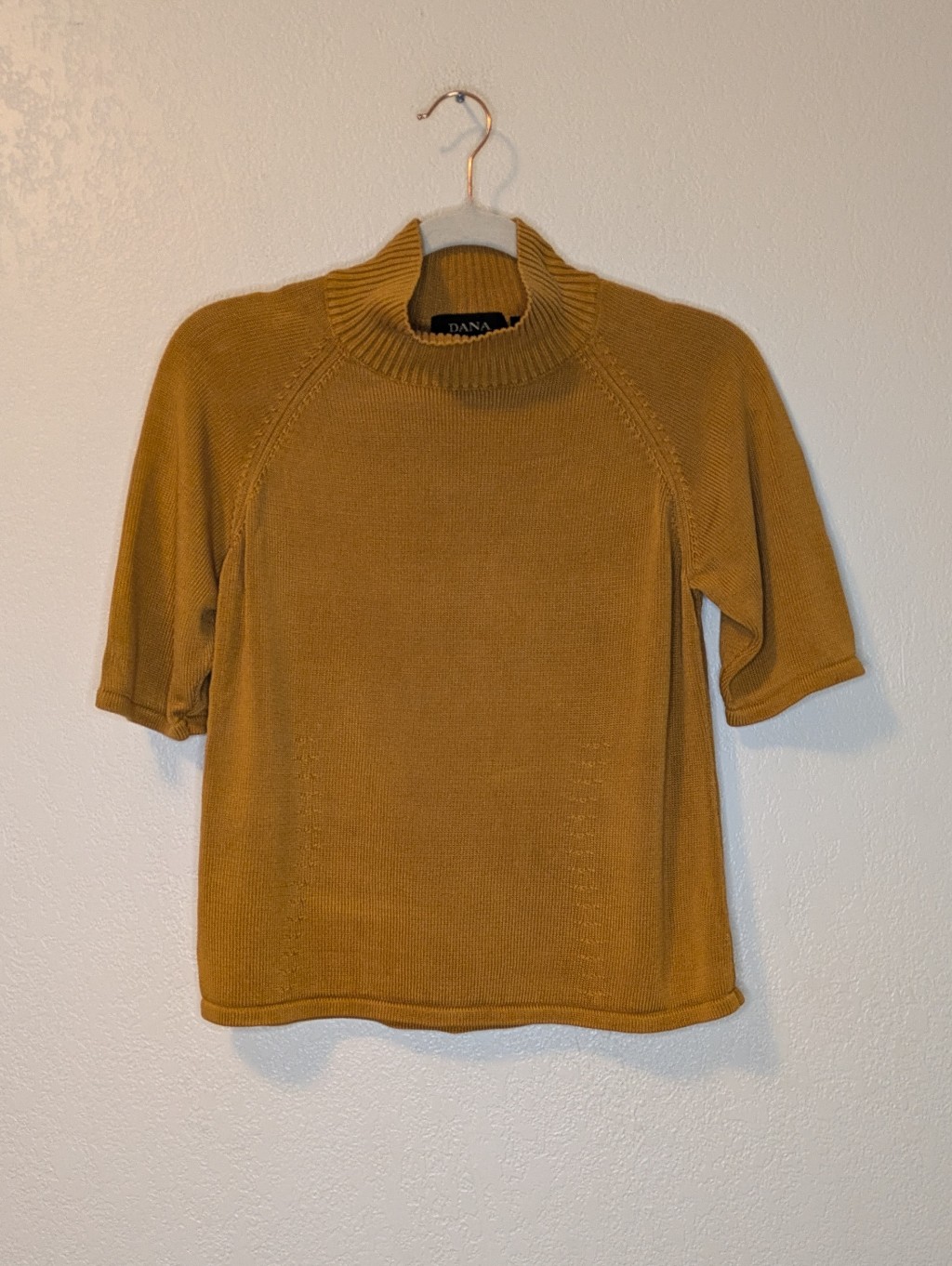 Vintage Dana Buchman 100% Silk Golden Mustard Short Sleeve Sweater
